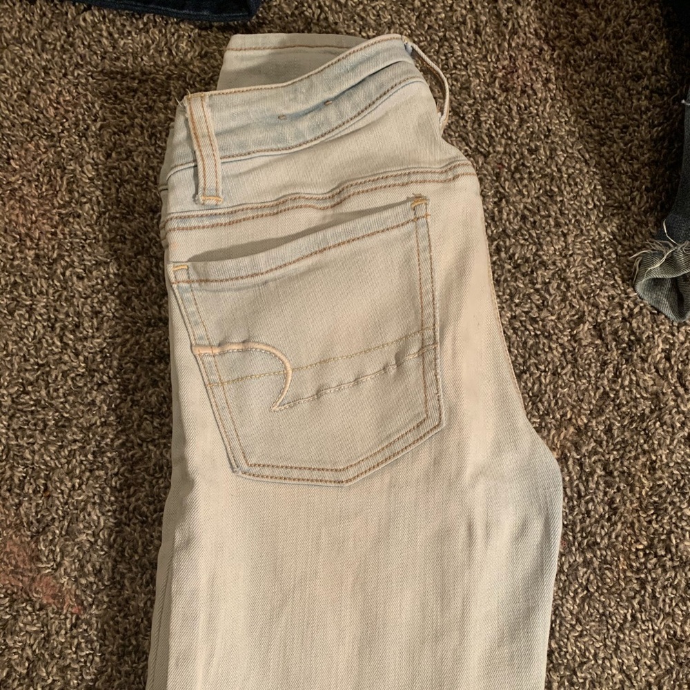 American eagle jeans!